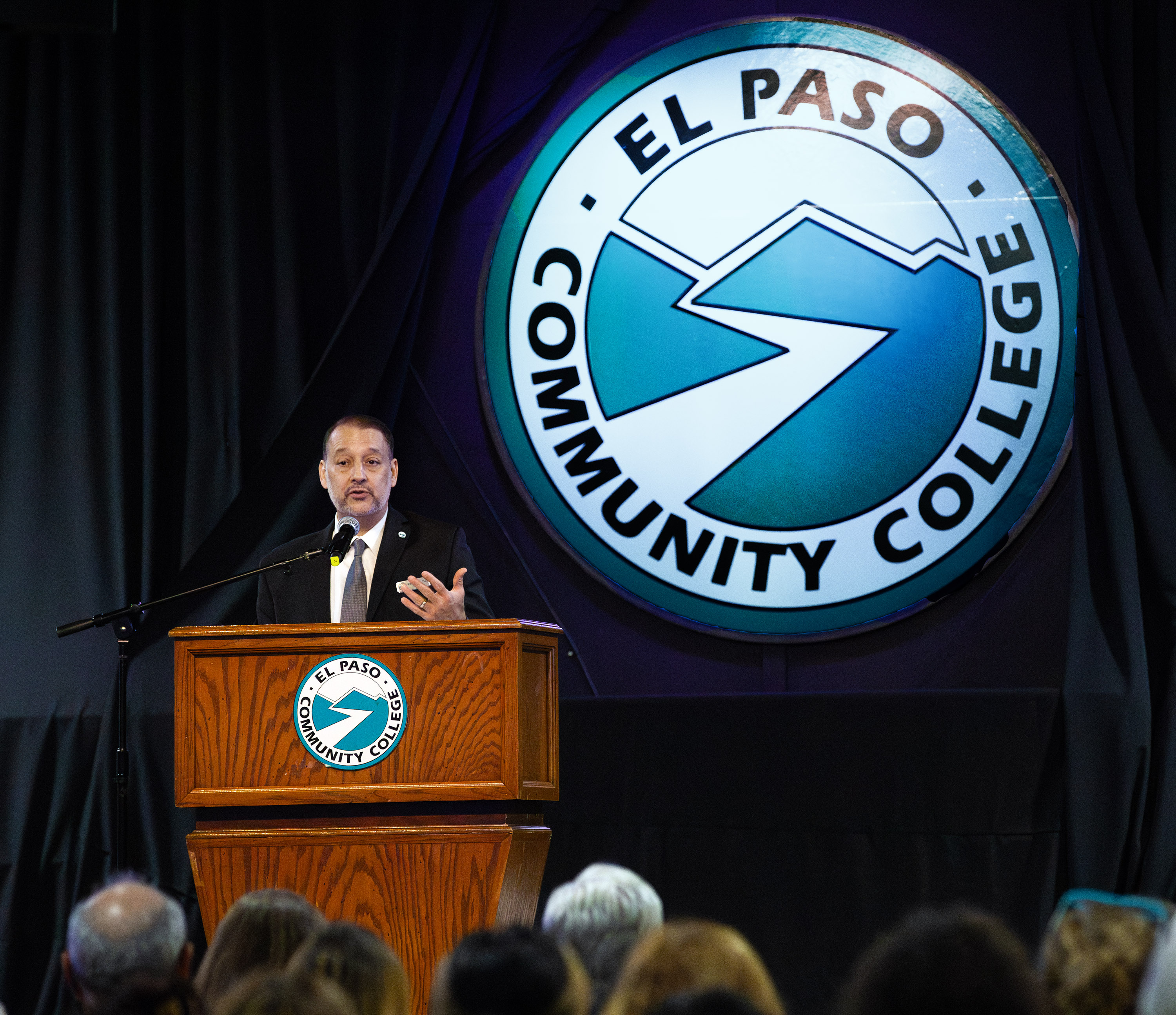 News - EPCC President Gives his State of the College...